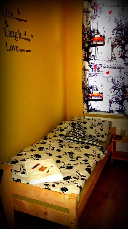 Hostel Puzzle - Jezyce Poznań Exterior foto